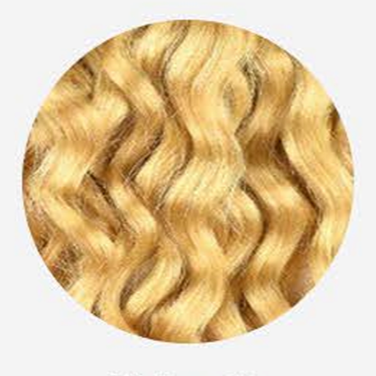 Wavy hair color swatch with shade #613 on a white background