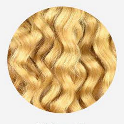 Wavy hair color swatch with shade #613 on a white background